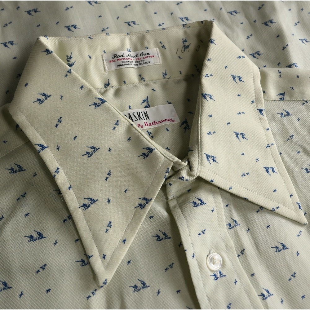 VTG 70s Hathaway Rod And Gun Shirt 16.5 33 Bird Hunting Print Mens New Old Stock
